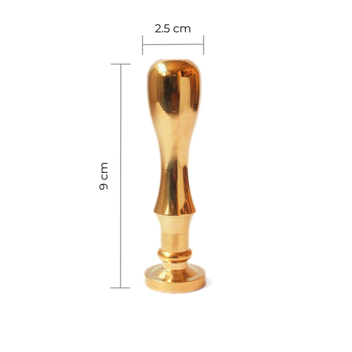 Gold-colored brass wax sealt with dimensions labeled on a white background