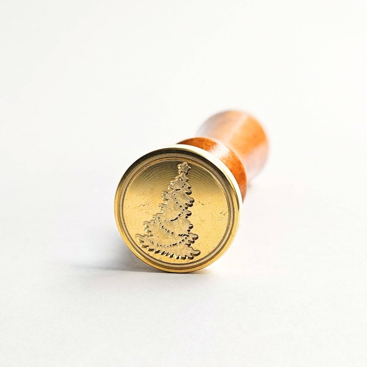 wax seal with Christmas tree design