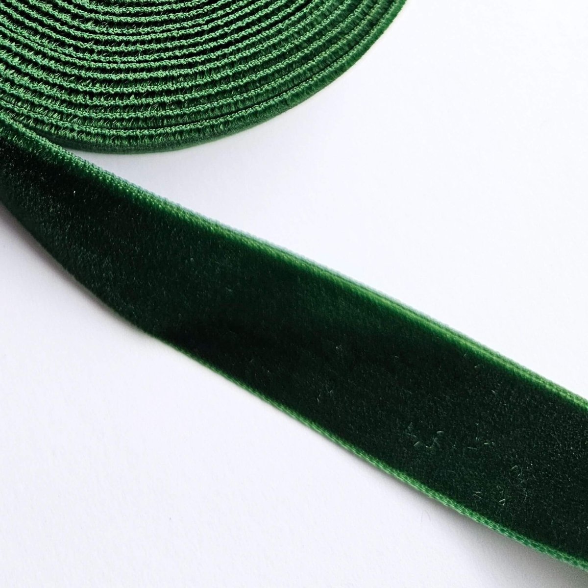 Forest Green Velvet Ribbon - 4.5m